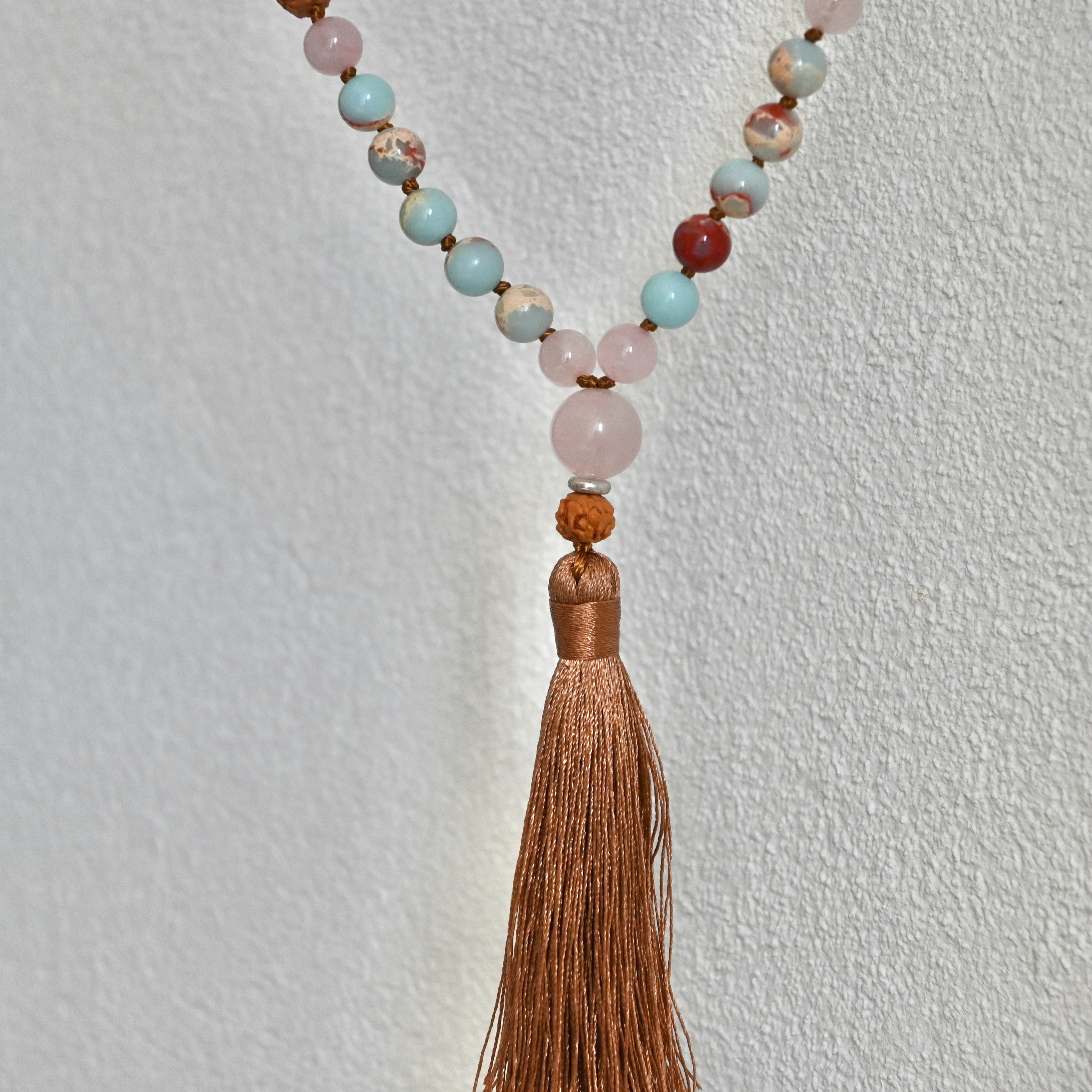 GANESHA - Rudraksha, Rosenquarz & Jaspis Mala Kette