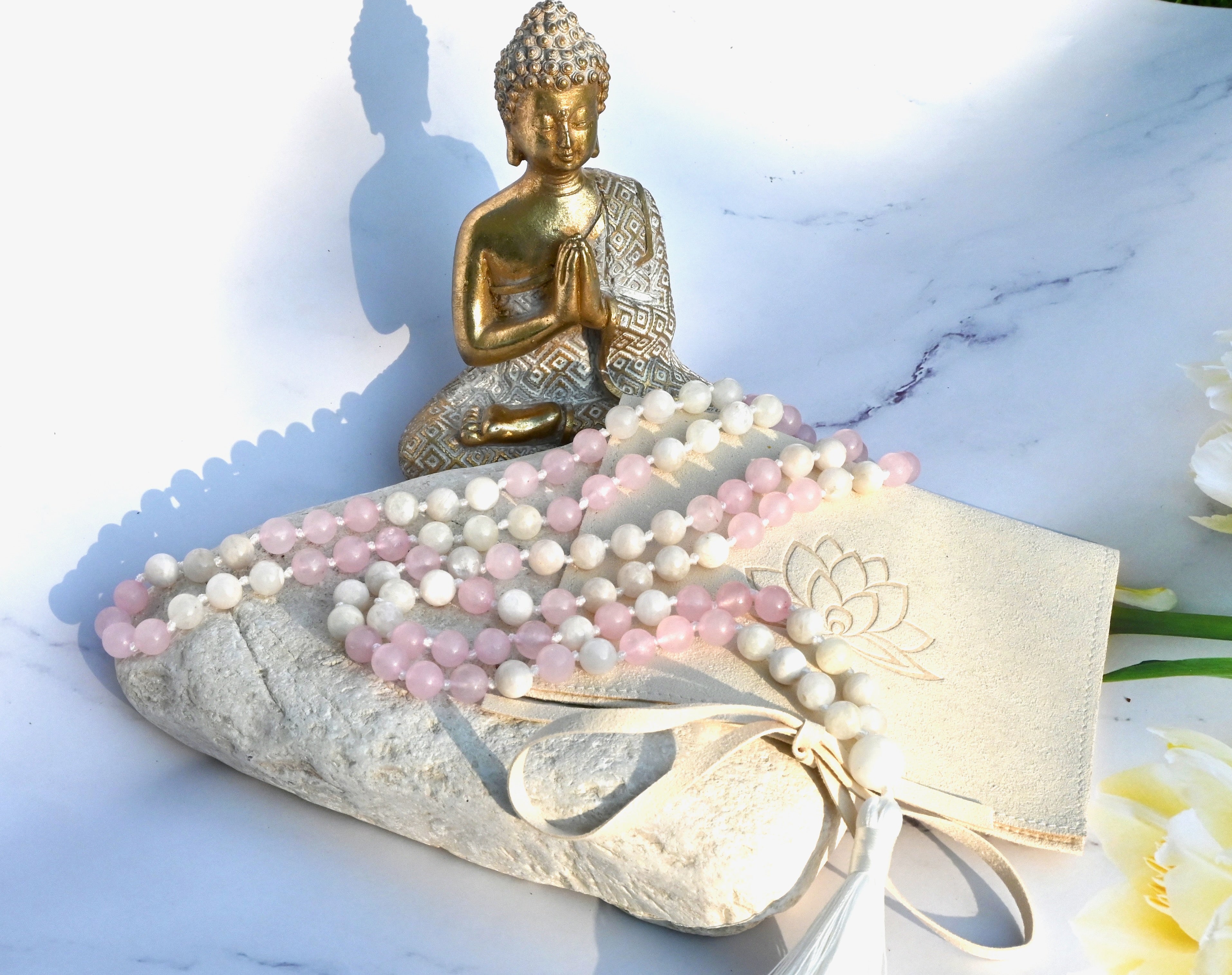 LOVE & INTUITION - Rosenquarz & Mondstein Mala Kette